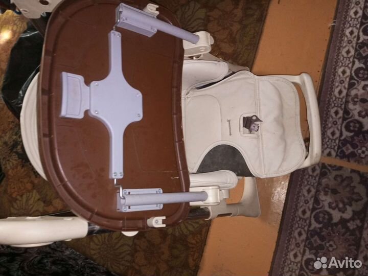 Стул для кормления