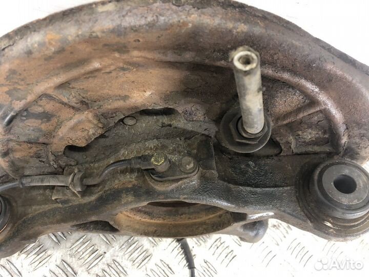 Кулак поворотный задний левый L