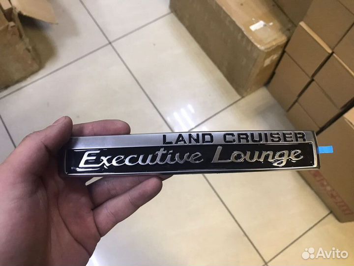 Эмблема Шильдик Executive Lounge L5GG3