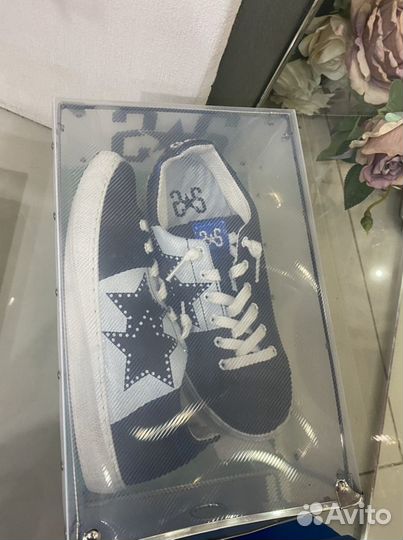 Кроссовки Кеды