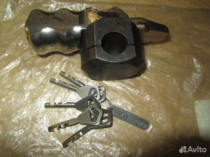Продам замок руля 