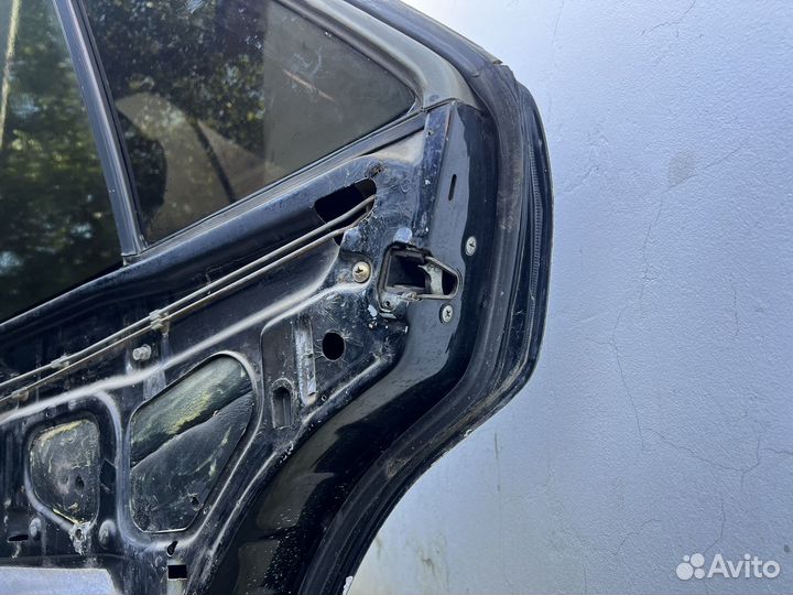 Дверь mercedes w124
