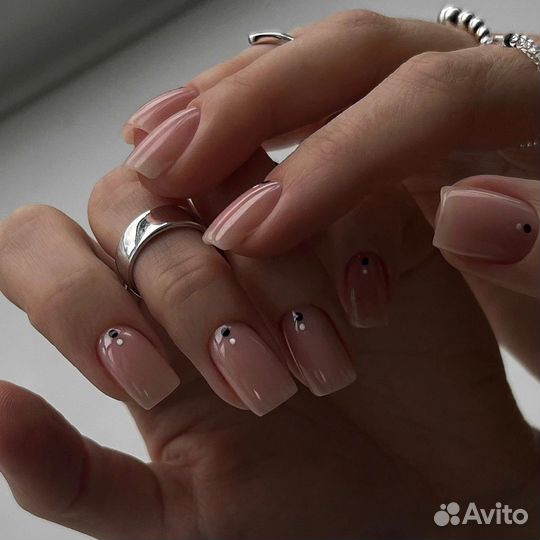 Маникюр,укрепление гелем