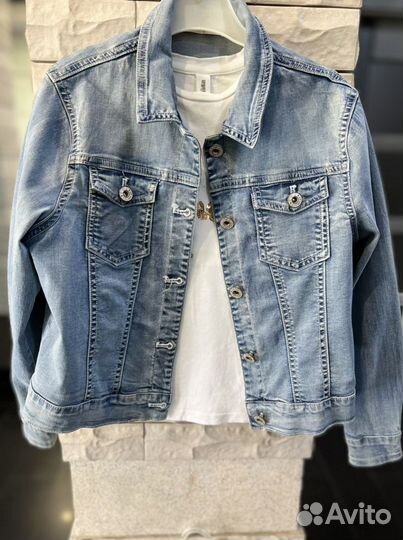 Куртка джинсовая