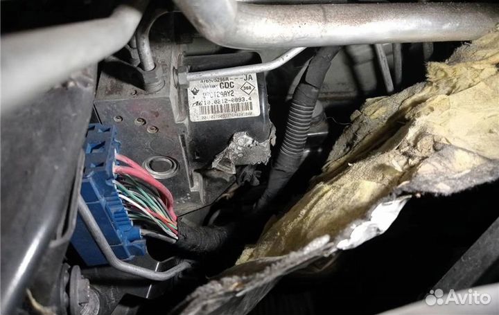 Блок абс, 476605296R Renault Megane III 2009 - 2016 года