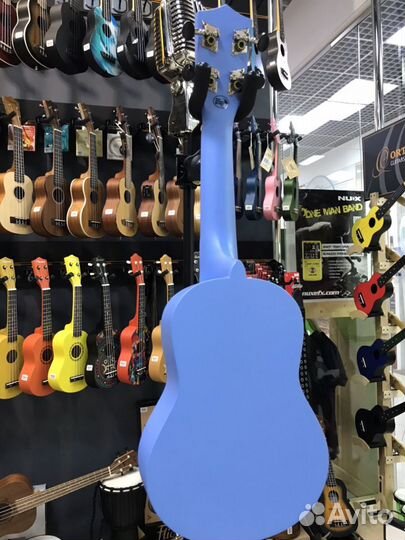 Укулеле новая