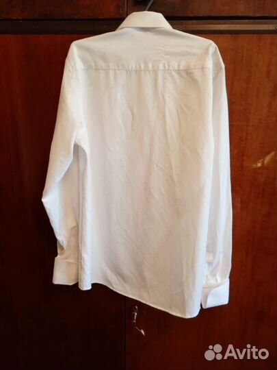 Рубашка белая