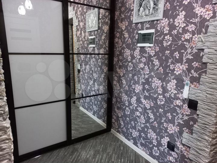 1-к. квартира, 42 м², 8/12 эт.