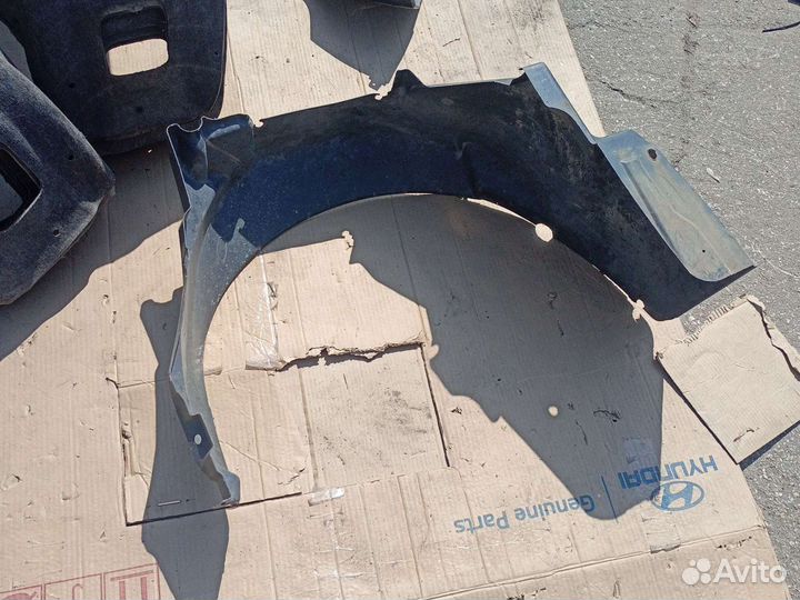 Подкрылок передний левый Chevrolet Lanos