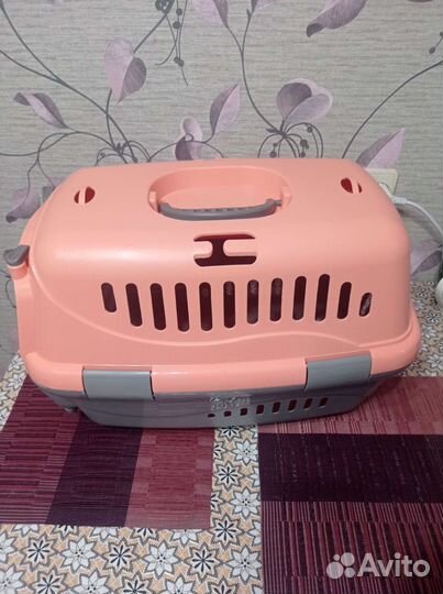 Переноска для кошек и собак мелкой породы