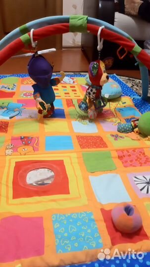 Развивающий коврик
