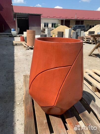 Бетонные вазоны на заказ и в наличии