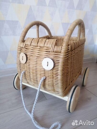 Корзина Машинка плетёная