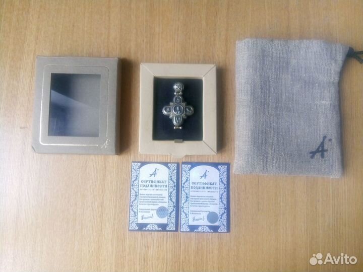 Крест православный, мощщевик