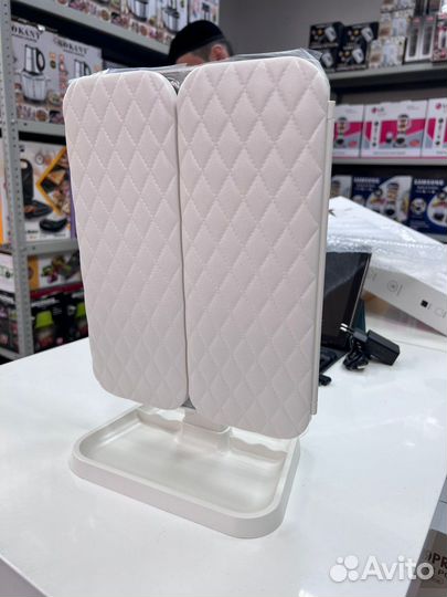 Гримерное зеркало с подсветкой