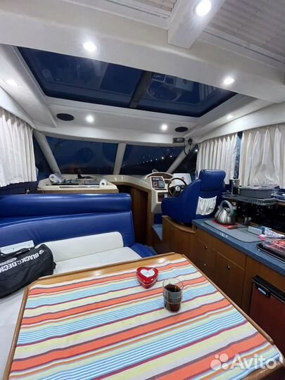 Аренда катеров и яхт, экскурсии в Калининграде