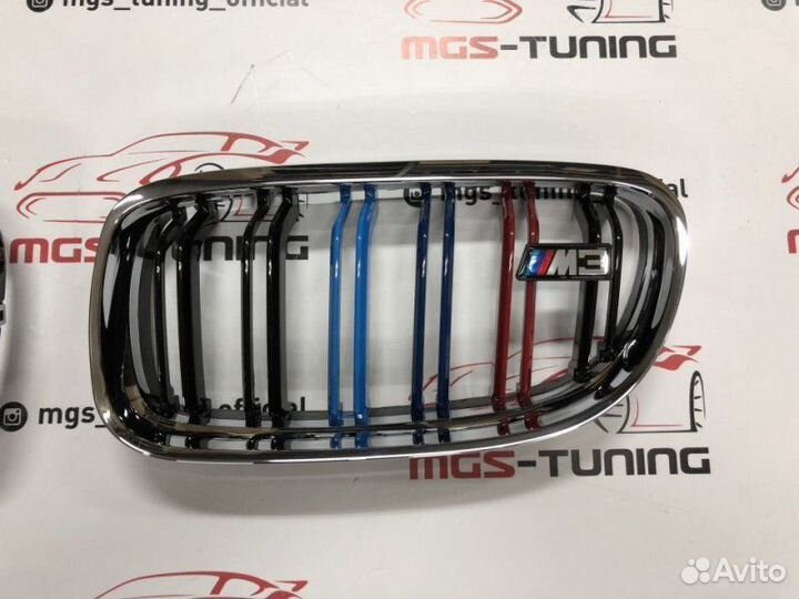 Решетка в BMW 3 е90 08-12 хром + триколор