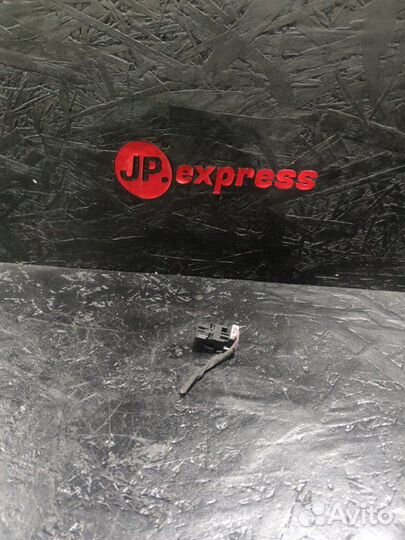 Выключатель стоп-сигналов Bmw 6 E63 N62B48 2007