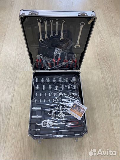 Набор профессиональных инструментов