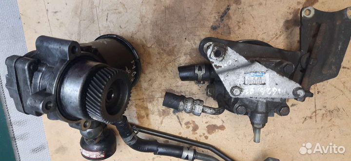 Насос гур Мазда 626