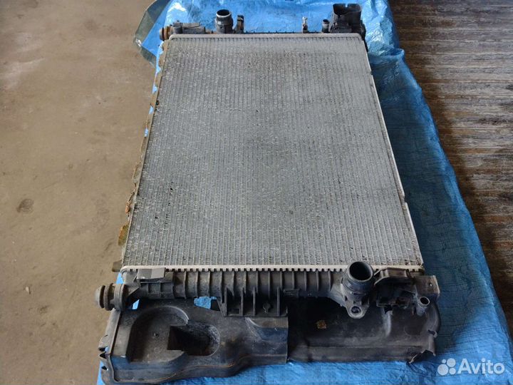 Радиатор volvo XC70