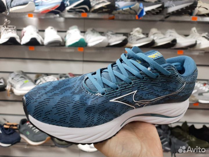 Кроссовки мужские беговые Mizuno