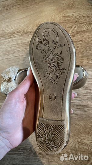 Нарядные туфли для девочки