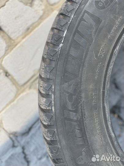 Michelin Latitude X-Ice North 225/65 R17 102T