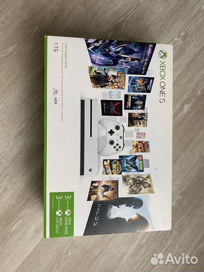 Xbox one s 1tb с играми