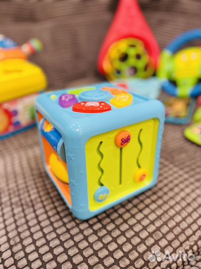 Музыкальные игрушки для малышей пакетом