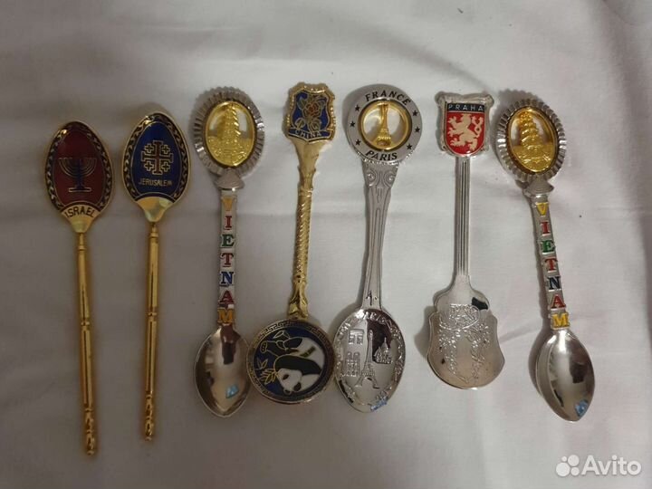 Ложечки сувенирные с разных стран