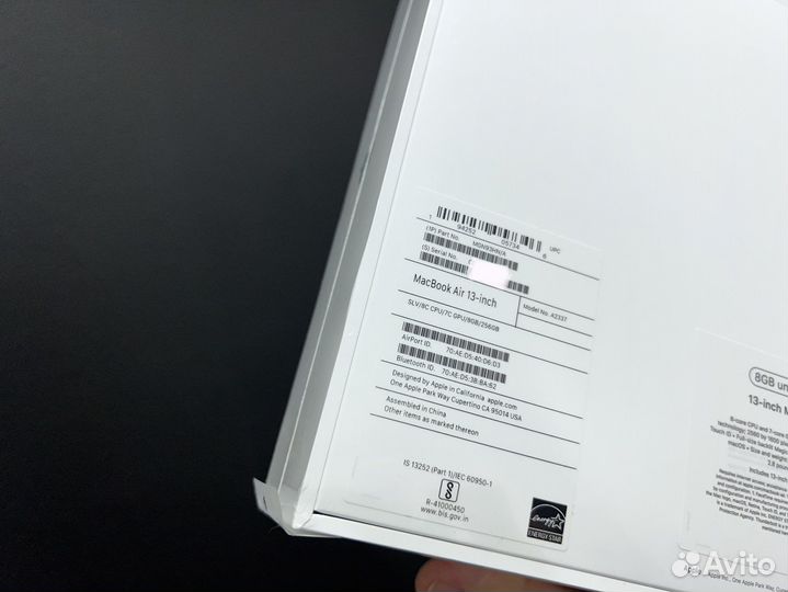 Новый / MacBook 13 Air M1 8/256gb+рус.клав