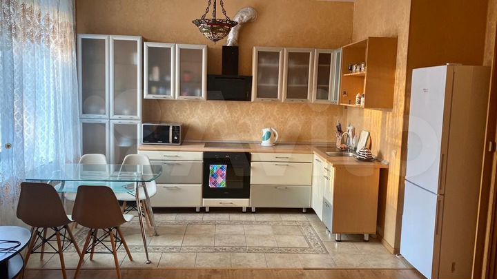 2-к. квартира, 56 м², 3/5 эт.