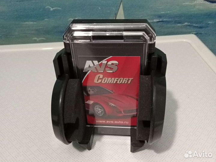 Держатель для телефона в машину