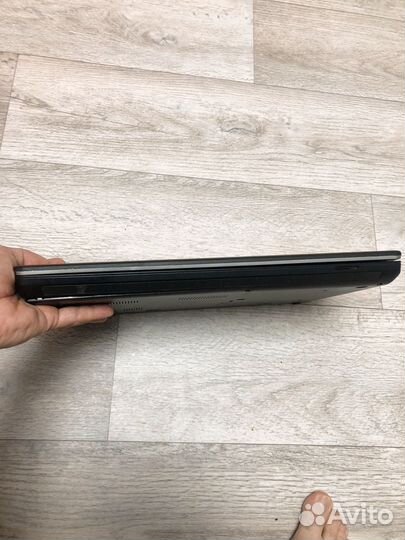 Продам ноутбук