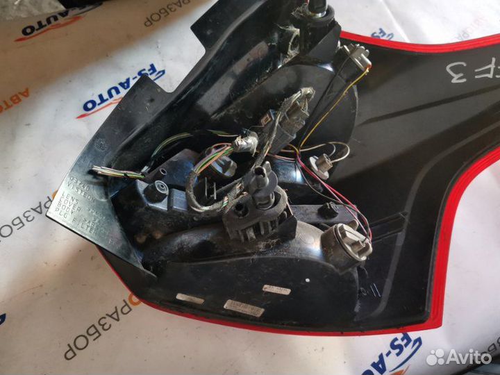 Стоп-сигнал задний левый Ford Focus 3 1.6 pnda