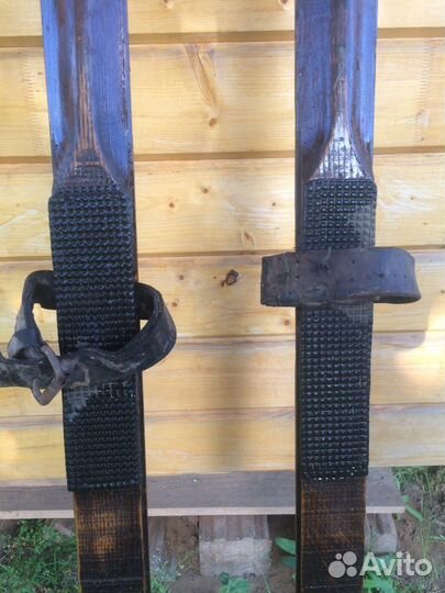 Лыжи антикварные