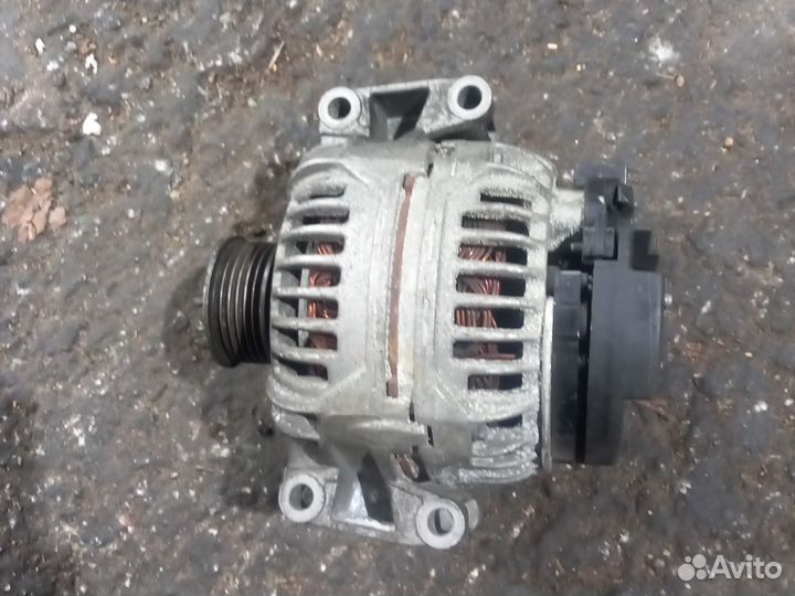 Ауди а 4 генератор 06E903016AB