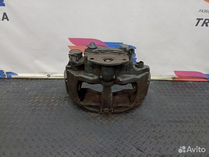 1658010 Суппорт передний правый