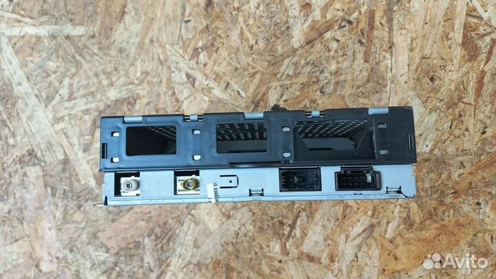 Блок управления магнитолой audi q7 4l 05-15