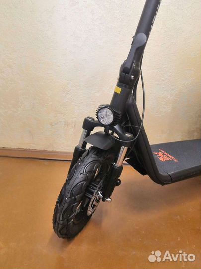 Электросамокат с сидением