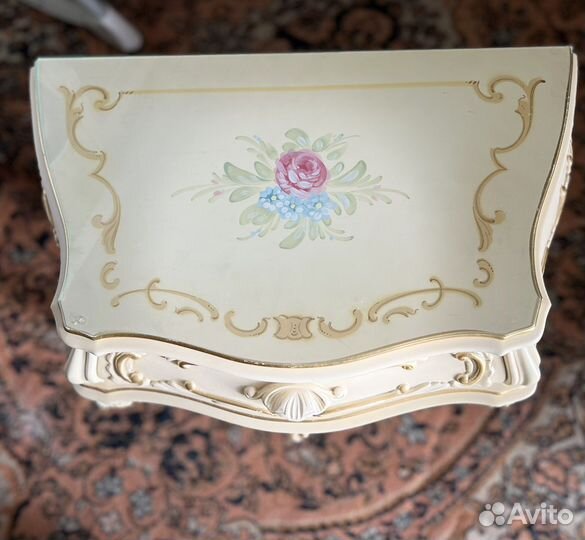 Тумбочка прикроватная Silic