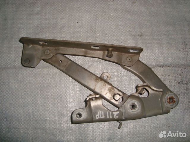 Петля капота левая W211 M271 A2118800228