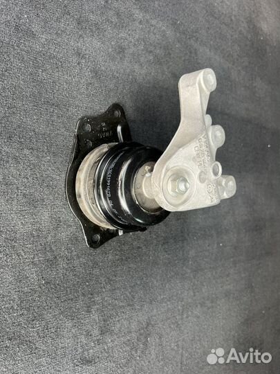 Новая подушка двс VW Polo 6C0199167D