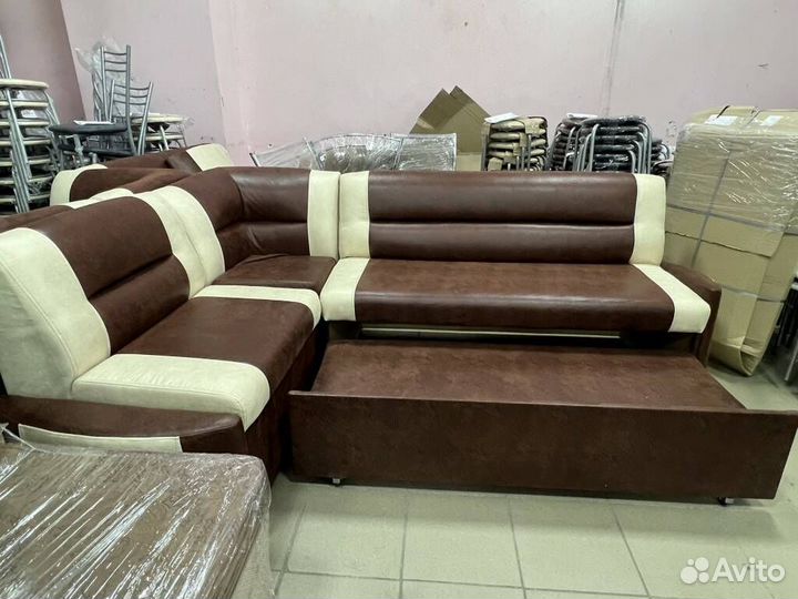 Кухонный уголок со спальным местом Честная Цена