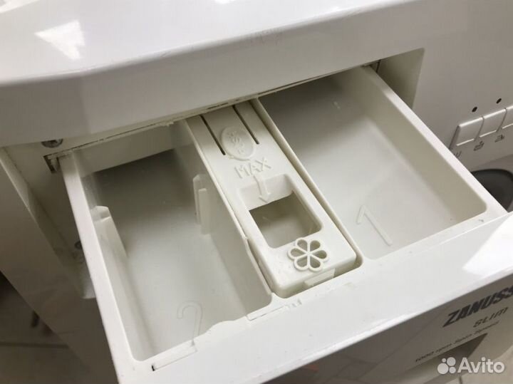 Стиральная машина Zanussi ZWS1101