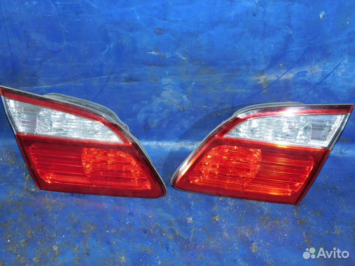 Фонарь задний внутренний ниссан максима А33