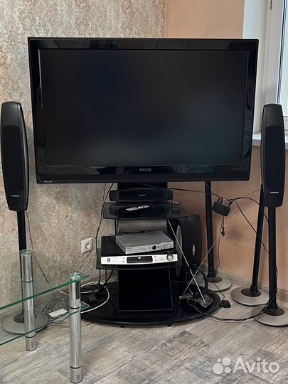 ЖК телевизор Philips 47PFL5522D/12 комплект