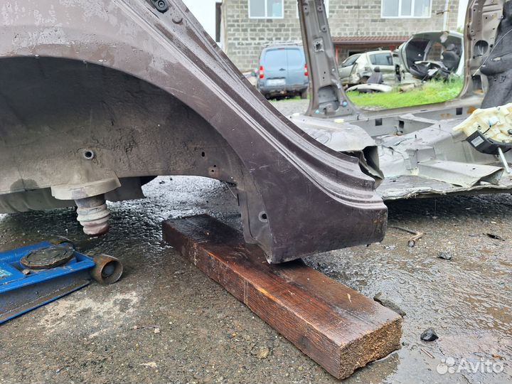 Крыло заднее правое kia rio 3 rio3 хэтчбек