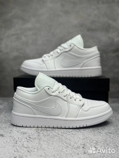 Кроссовки Nike Air Jordan 1 white низкие